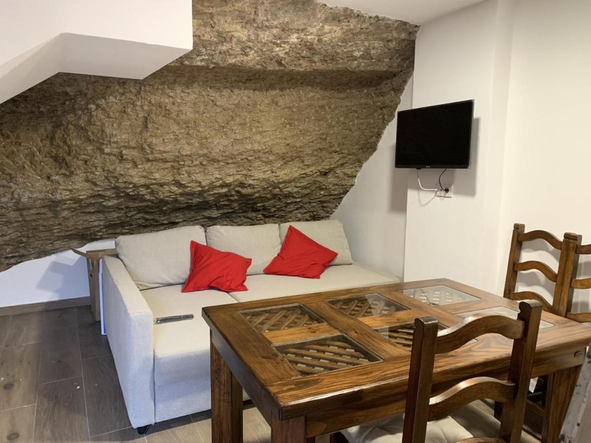 Apartamentos3Cuevas Setenil De Las Bodegas المظهر الخارجي الصورة