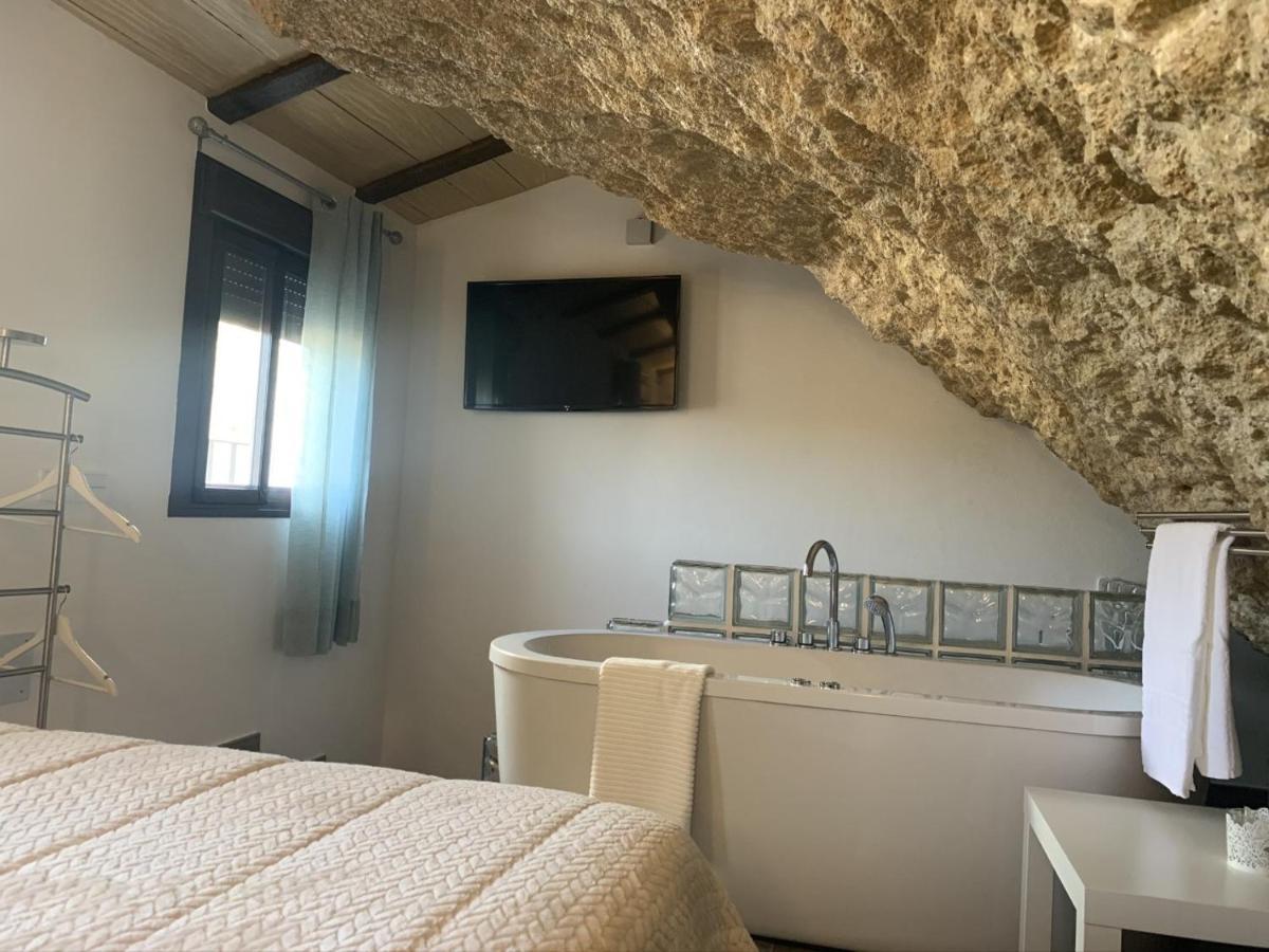 Apartamentos3Cuevas Setenil De Las Bodegas المظهر الخارجي الصورة